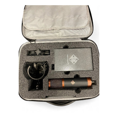 Telefunken T39 Copperhead Deluxe open view case